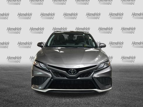 Used 2023 Toyota Camry XSE FWD image 3
