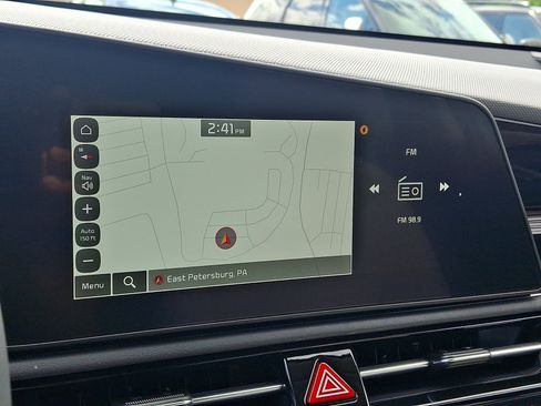 New 2026 Kia Niro EX FWD image 11
