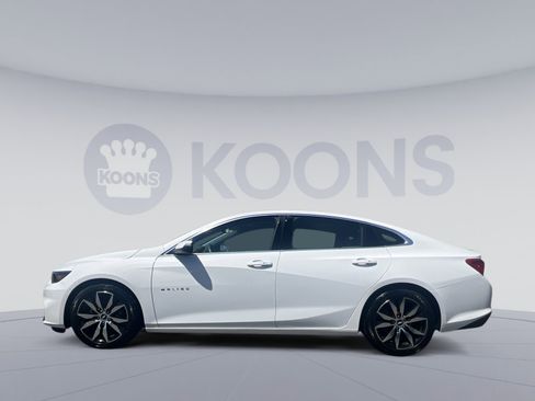Used 2016 Chevrolet Malibu LT w/ Leather Package FWD image 13