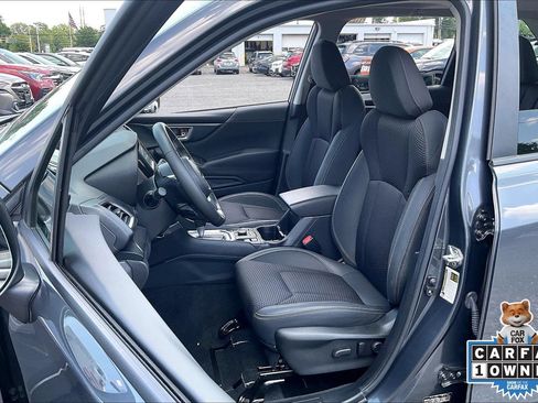 Certified 2023 Subaru Forester Premium AWD/4WD image 9