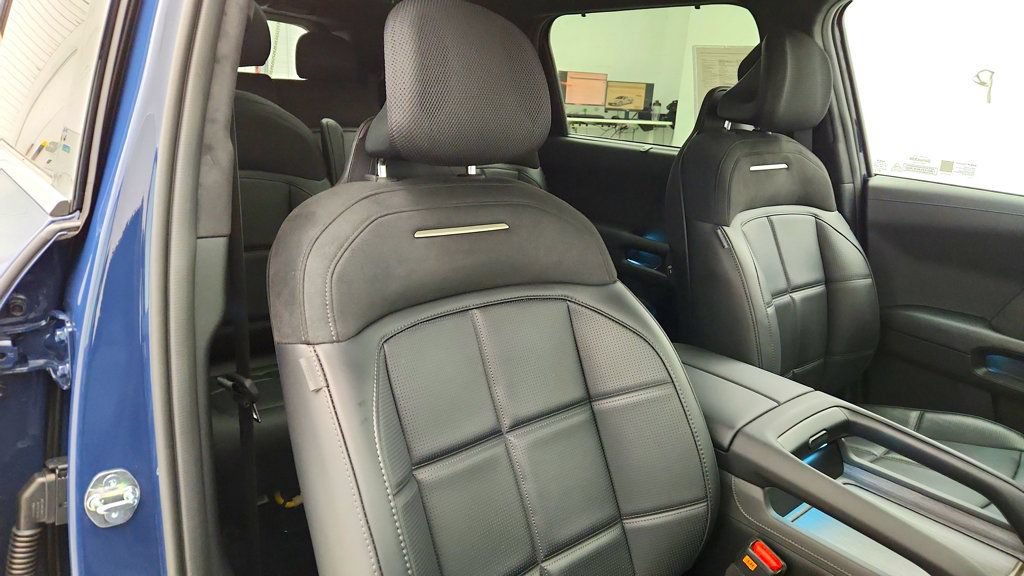 Used 2027 Kia Telluride SX Prestige w/ Towing Package AWD/4WD image 23
