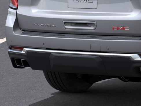 New 2026 GMC Yukon XL Denali AWD/4WD image 14