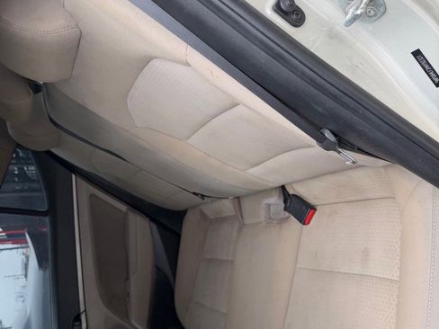 Used 2017 Hyundai Elantra SE FWD image 27