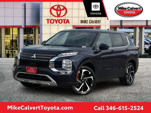 Used 2024 Mitsubishi Outlander SE AWD/4WD image 1
