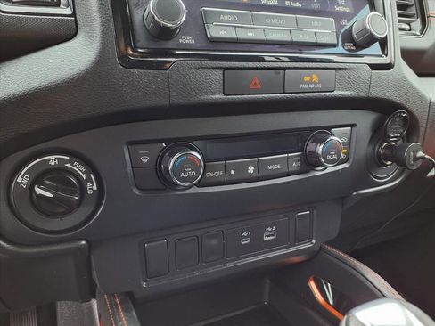 Used 2022 Nissan Frontier PRO-4X w/ Off-Road Protection Package image 8