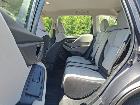 Used 2023 Subaru Forester AWD/4WD image 10