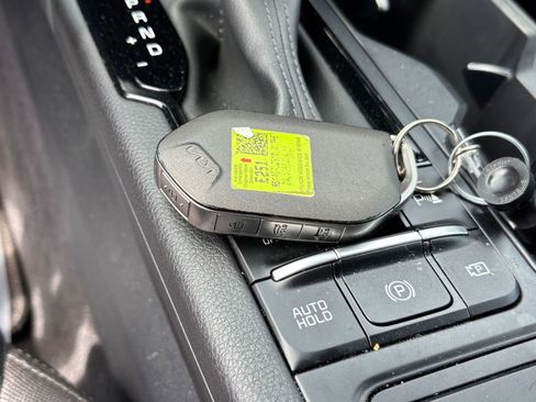 Used 2025 Kia K5 LXS image 27