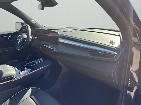 New 2026 Buick Enclave Avenir w/ Super Cruise Package image 13