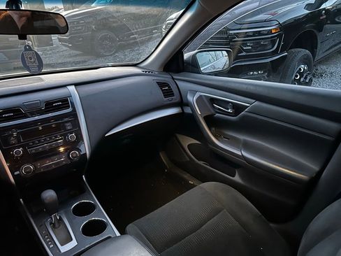 Used 2015 Nissan Altima 2.5 S w/ Power Driver Seat Package FWD image 7