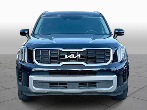 Used 2023 Kia Telluride S image 3