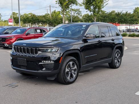 Used 2024 Jeep Grand Cherokee Limited 4xe AWD/4WD image 7