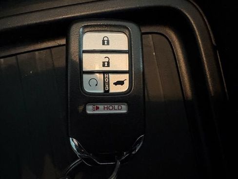 Used 2021 Honda CR-V Touring image 25