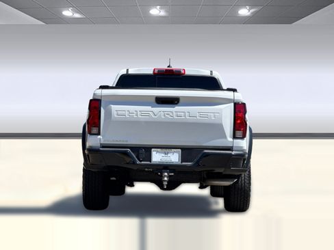 Used 2026 Chevrolet Colorado Trail Boss AWD/4WD image 9