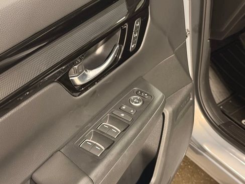 Used 2026 Honda CR-V EX-L image 14