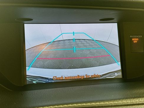 Used 2013 Lexus ES 300h w/ Luxury Pkg FWD image 23