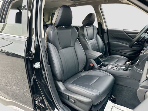 Used 2024 Subaru Forester Touring image 30