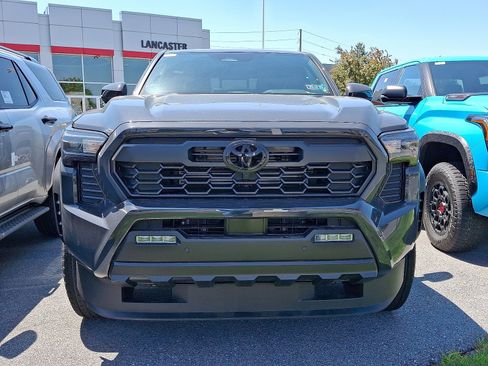 New 2026 Toyota Tacoma TRD Off-Road AWD/4WD image 2