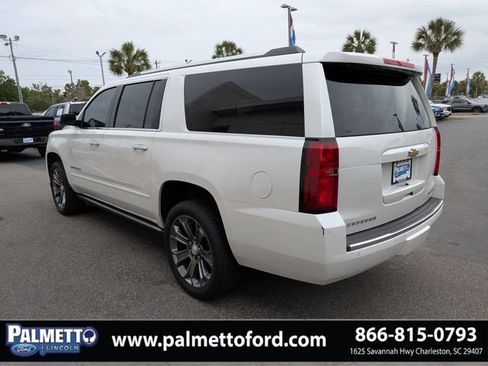 Used 2019 Chevrolet Suburban Premier RWD image 6