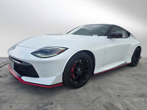 Used 2024 Nissan Z NISMO w/ Floor Mat Package RWD image 7