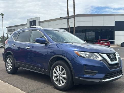Used 2020 Nissan Rogue SV AWD/4WD image 2