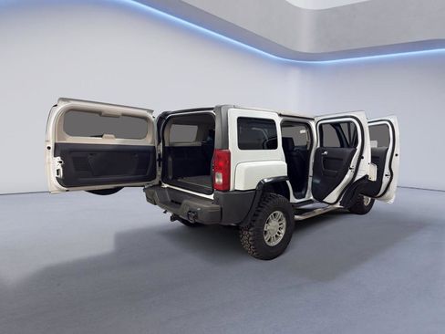 Used 2008 HUMMER H3 Luxury image 12