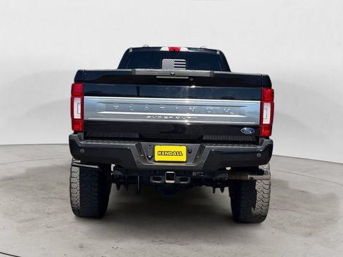 Used 2022 Ford F350 Platinum w/ FX4 Off-Road Package AWD/4WD image 6