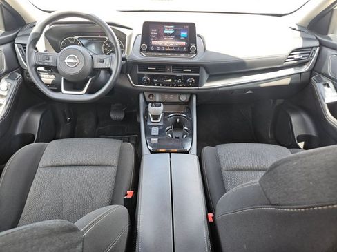 Used 2024 Nissan Rogue SV FWD image 16