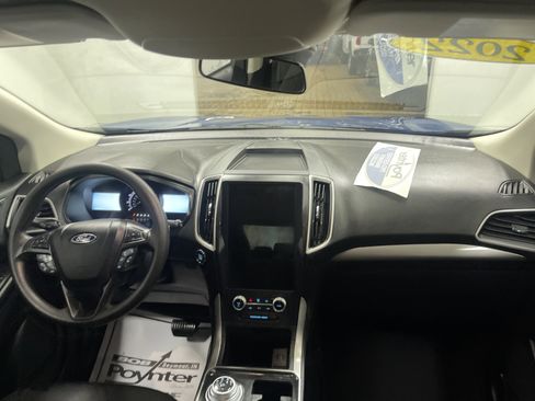 Used 2022 Ford Edge SE image 23