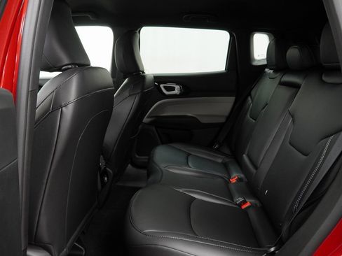 New 2026 Jeep Compass Limited image 17