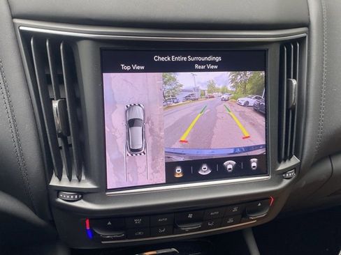 New 2024 Maserati Levante Trofeo image 30