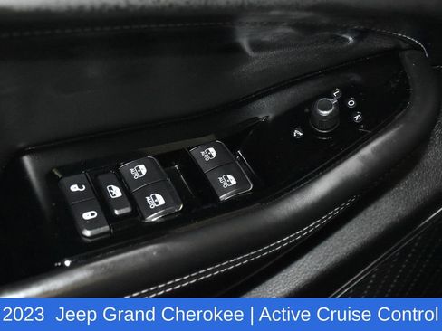 Used 2023 Jeep Grand Cherokee Overland image 24