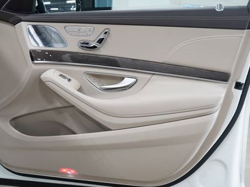 Used 2020 Mercedes-Benz S 450 Sedan image 22