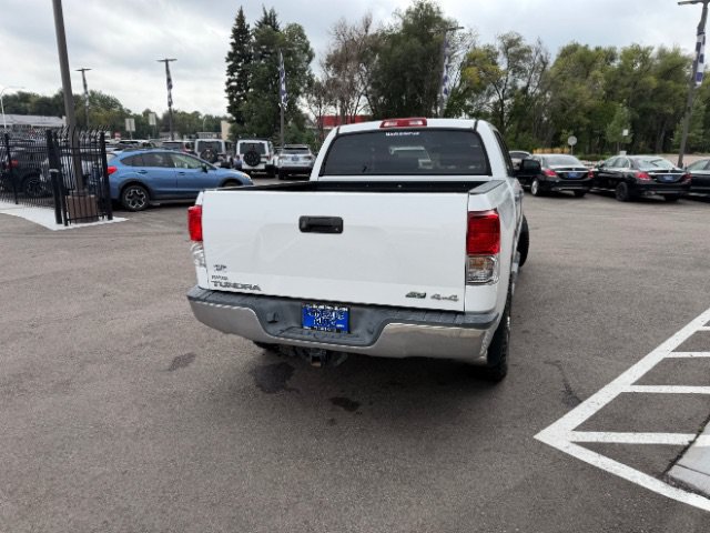 Used 2013 Toyota Tundra 4x4 CrewMax w/ SR5 Pkg image 9