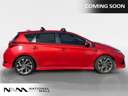 Used 2017 Toyota Corolla iM image 6