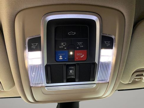 Used 2022 RAM 2500 Laramie AWD/4WD image 19