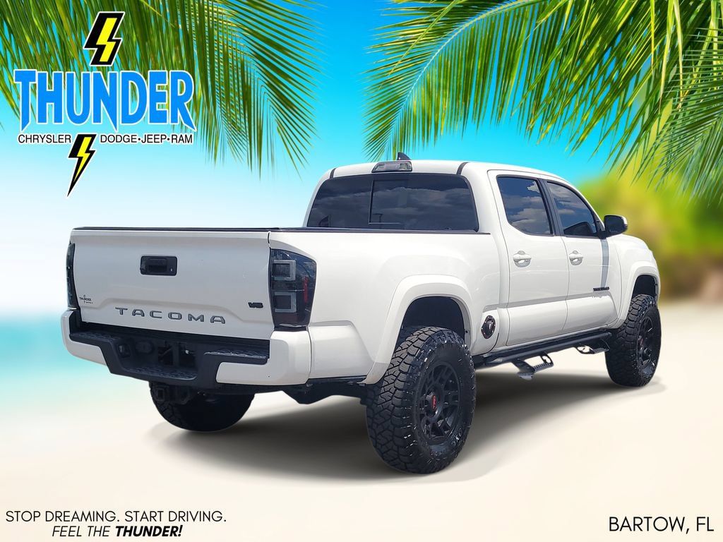 Used 2019 Toyota Tacoma TRD Sport RWD image 4