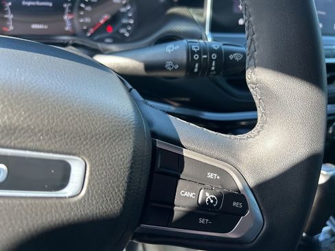 Used 2023 Jeep Compass Altitude image 20