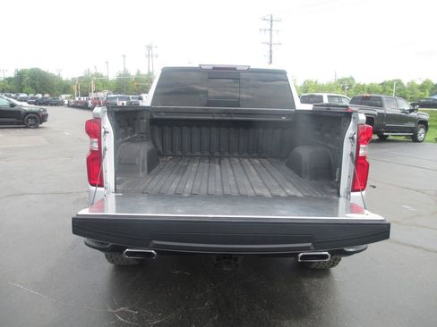 Used 2021 Chevrolet Silverado 1500 LT Trail Boss w/ Convenience Package II AWD/4WD image 8