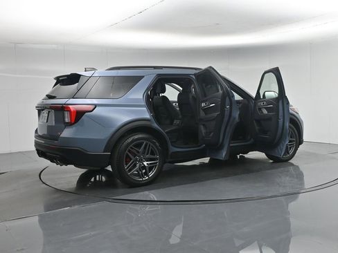 Certified 2025 Ford Explorer ST w/ Sun And Sound Package AWD/4WD image 6
