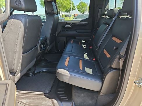 Used 2022 GMC Sierra 1500 AT4 w/ Technology Package image 25