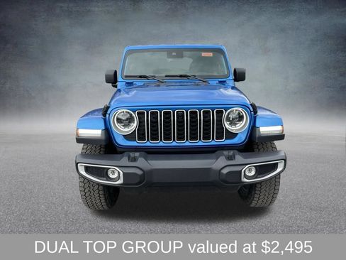 Used 2025 Jeep Wrangler Unlimited Sahara w/ Dual Top Group AWD/4WD image 3