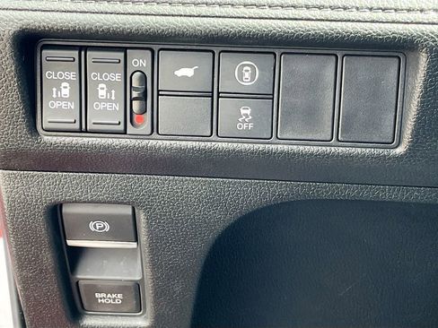 Used 2023 Honda Odyssey Sport image 10