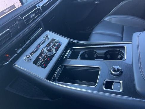 Certified 2024 Lincoln Aviator AWD w/ Premium Package image 37