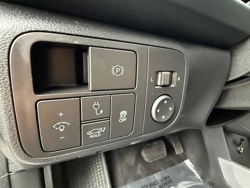 Used 2023 Hyundai Ioniq 6 SEL image 11