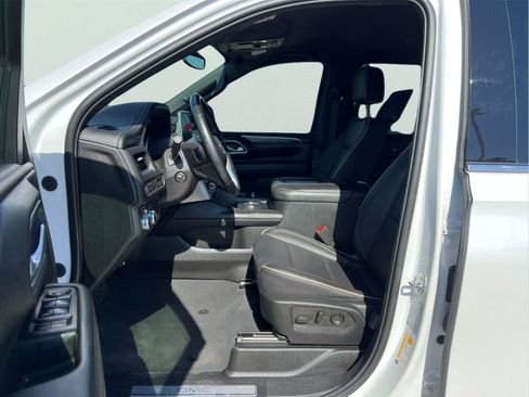 Used 2023 GMC Yukon XL SLT w/ SLT Luxury Package RWD image 10