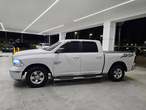 Used 2021 RAM 1500 Classic SLT RWD image 3