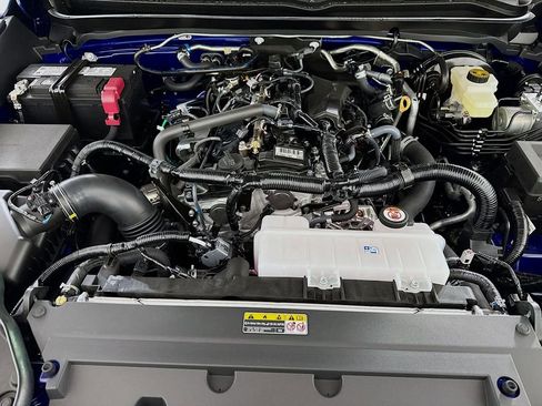 New 2025 Toyota Tacoma TRD Off-Road image 19