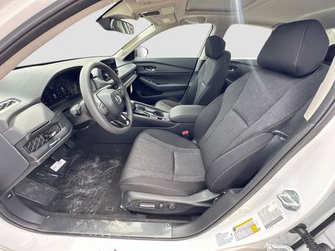 New 2025 Honda Accord SE image 15