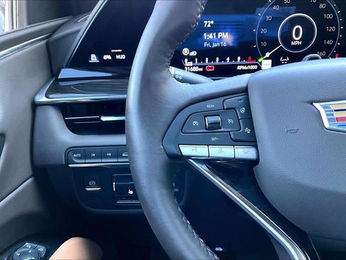 Used 2024 Cadillac Escalade Sport w/ LPO, ONYX Package image 23