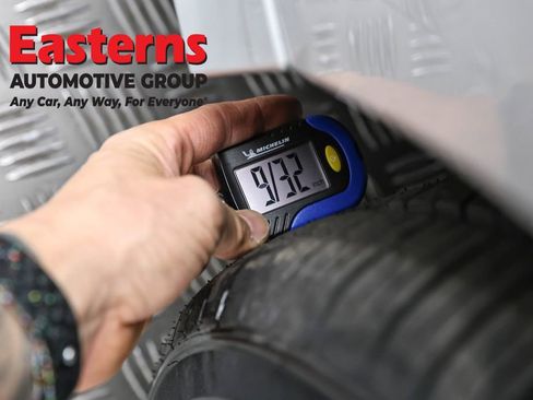 Used 2020 Mercedes-Benz E 350 4MATIC Sedan w/ Parking Assistance Package image 27